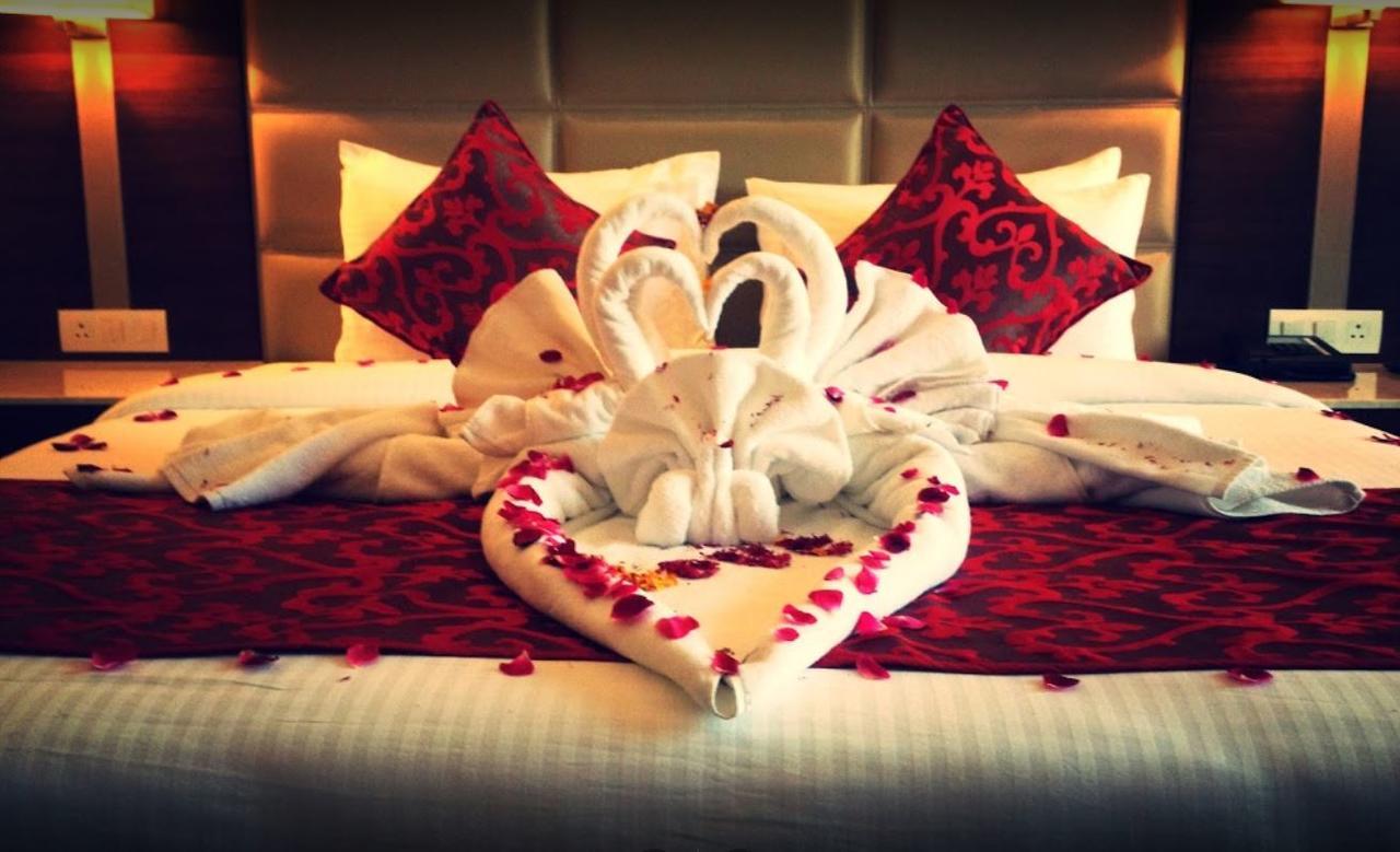 Continent Hotel Nawanshahr Nawāshahr Extérieur photo