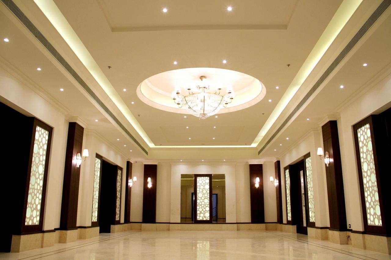 Continent Hotel Nawanshahr Nawāshahr Extérieur photo